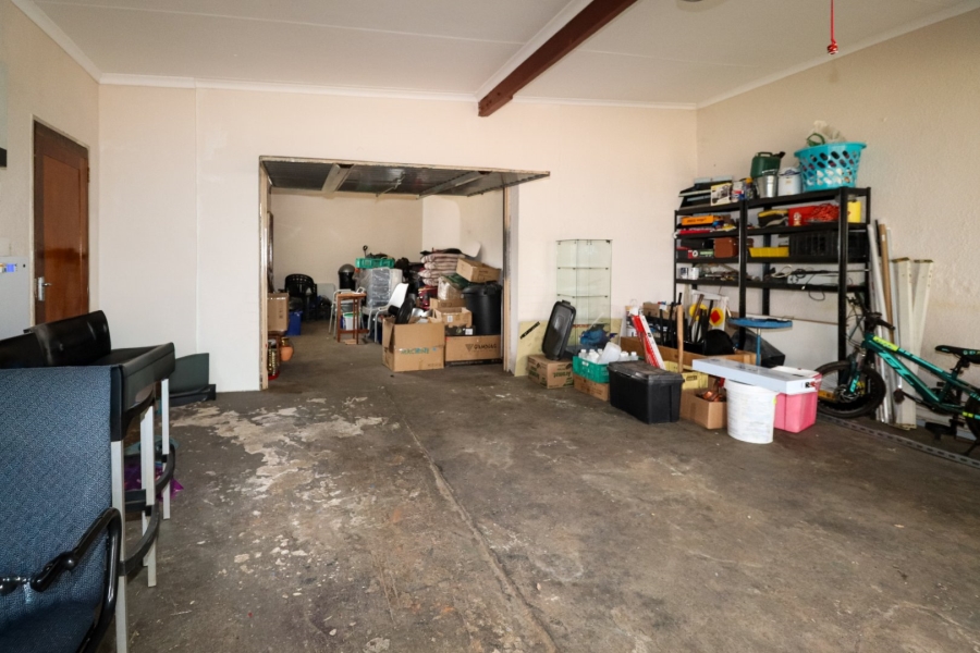 3 Bedroom Property for Sale in Wilkoppies North West